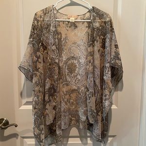 Band of Gypsies Grey Patterned Kimono- Size M/L